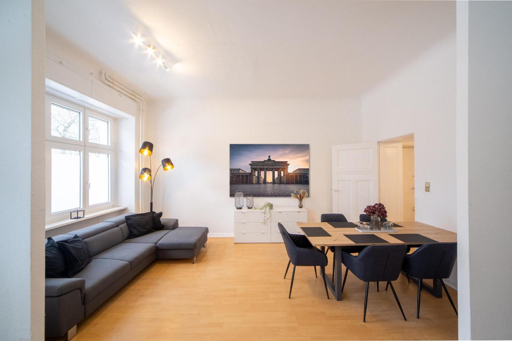 Apartmán Massagesessel, King-Sized Bed, Billardtisch, 2 Couches Berlín Exteriér fotografie