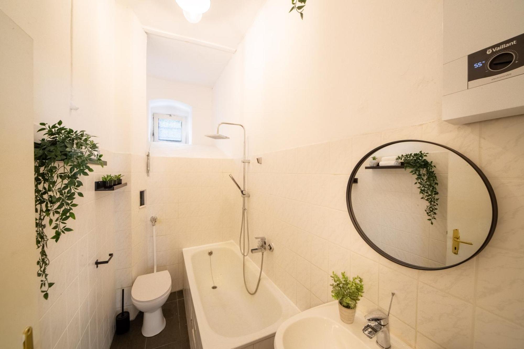 Apartmán Massagesessel, King-Sized Bed, Billardtisch, 2 Couches Berlín Exteriér fotografie