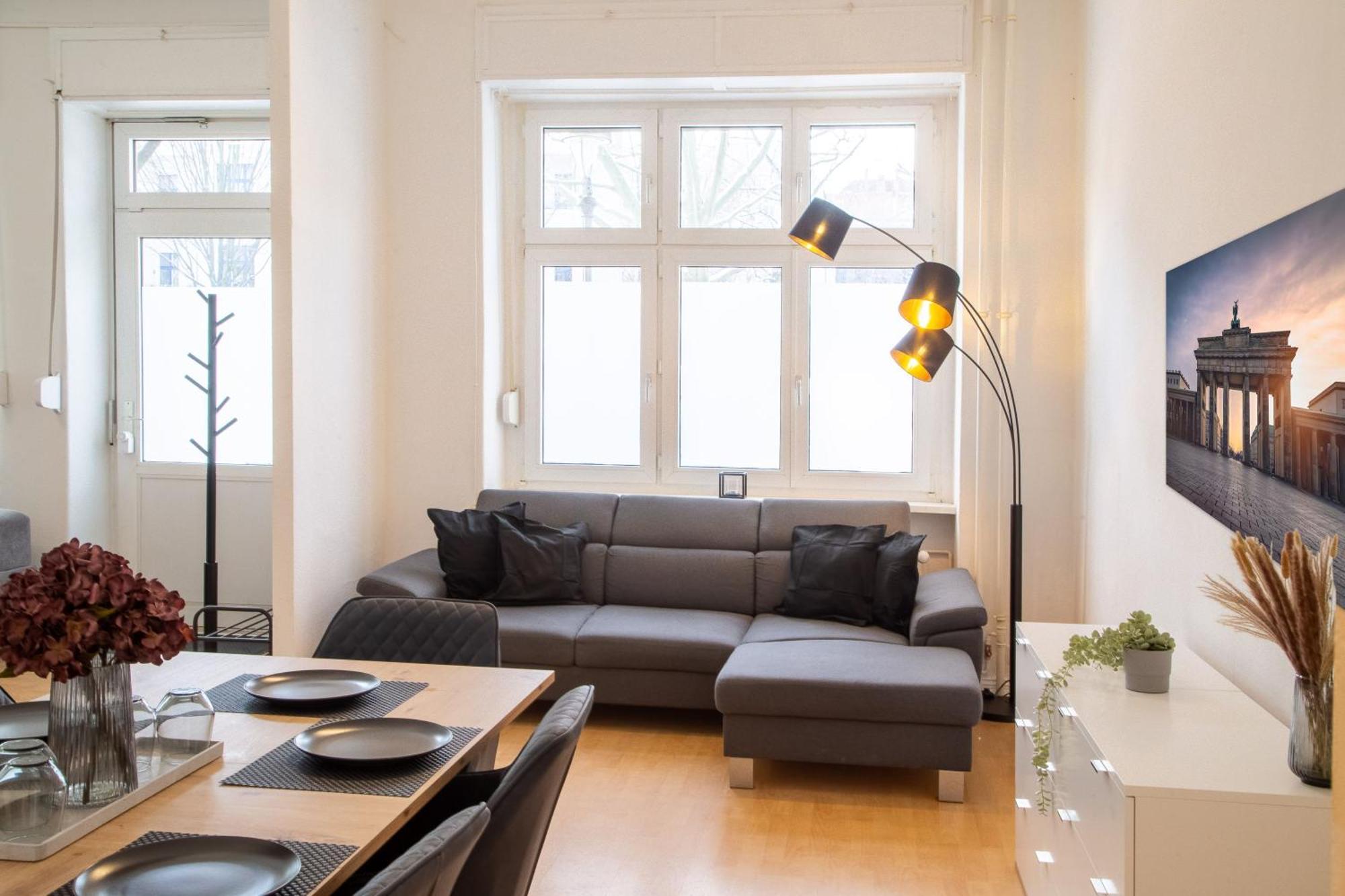 Apartmán Massagesessel, King-Sized Bed, Billardtisch, 2 Couches Berlín Exteriér fotografie